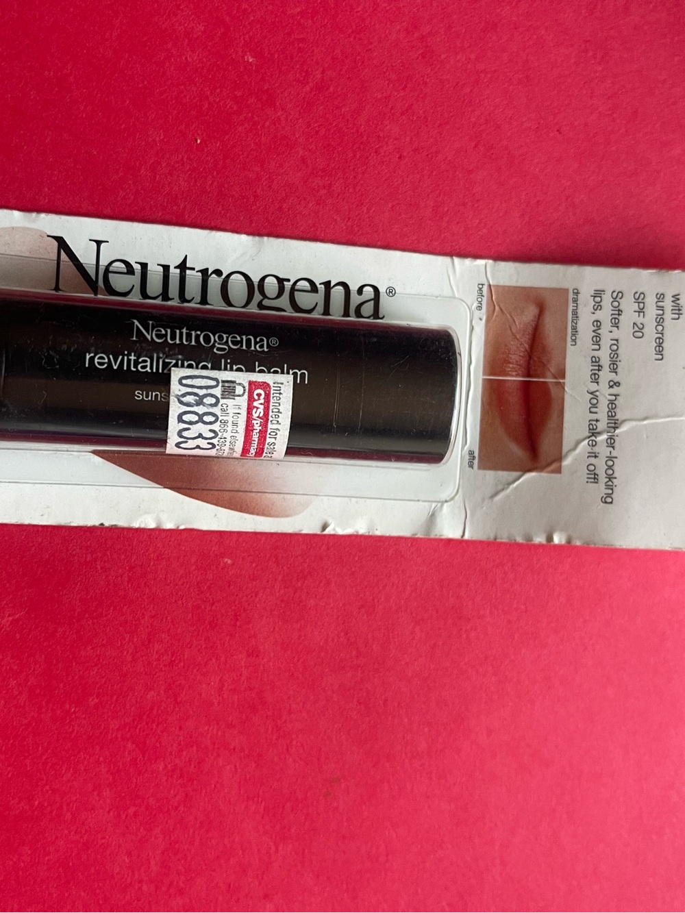 Neutrogena Revitalizing Lip Balm Sheer Tint Fresh Plum #60 New